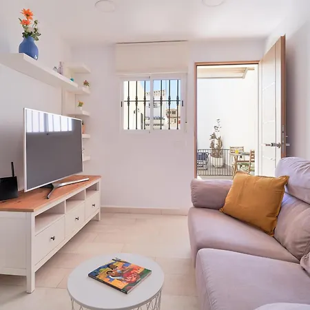 Apartamento Romantico Estudio En La Playa De Pedregalejo By Alterhome